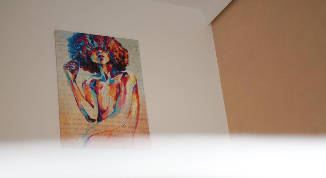 Studio Dristor - Foarte Curat Si Frumos บูคาเรสต์ ภายนอก รูปภาพ